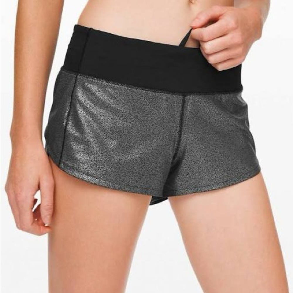 LULULEMON Speed Up 2.5" Shorts Luminosity Foil Metallic Print Black Silver, 8 - Picture 2 of 10